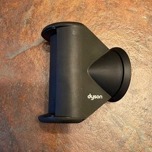 Dyson hair attachment